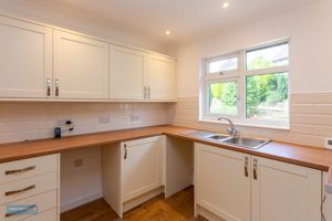 Kitchen- click for photo gallery